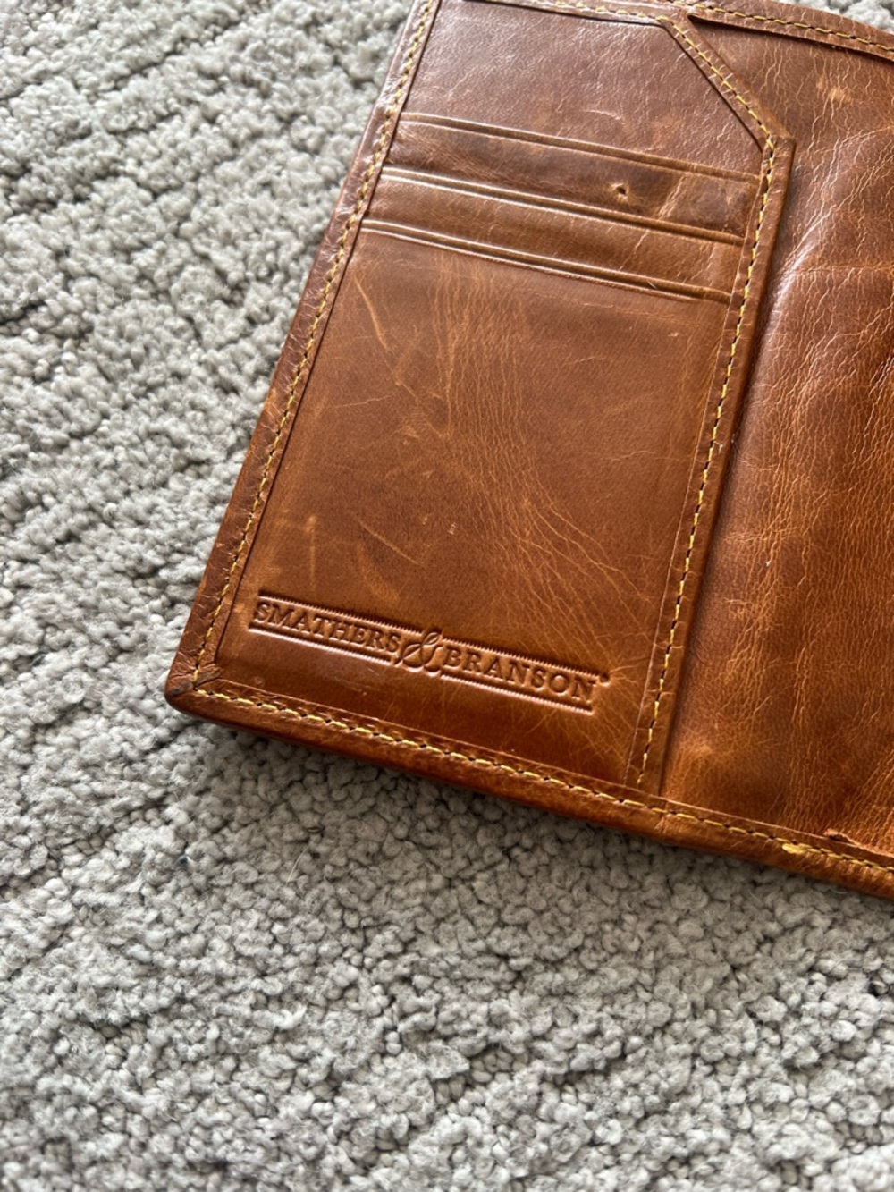 Smathers & Branson Mod Mountain Passport Case - Picture 5 of 12